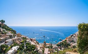 Villa Mary Suites